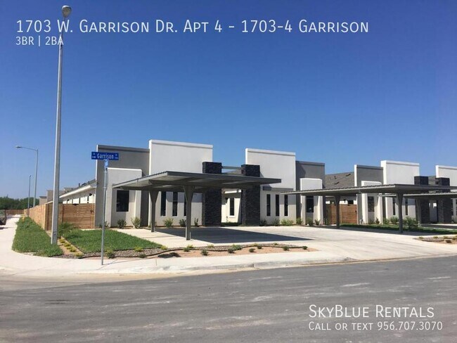 1703 W Garrison Dr in Pharr, TX - Building Photo - Building Photo