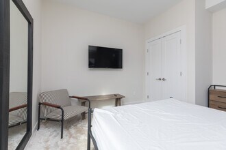 843 Columbia Rd, Unit 1 in Boston, MA - Foto de edificio - Building Photo