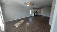 1425 Waverley Dr photo'