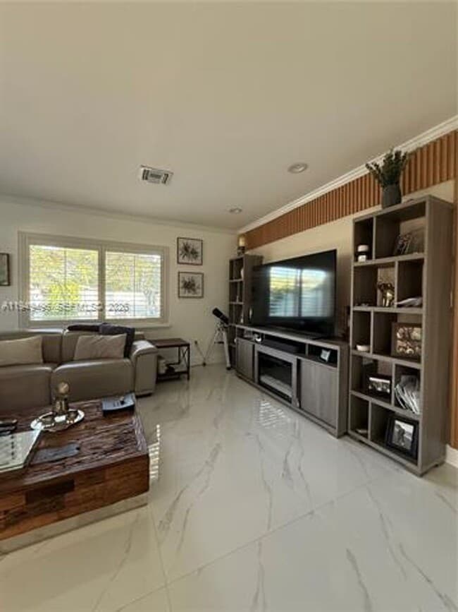 10194 SW 202nd Terrace in Cutler Bay, FL - Building Photo - Building Photo