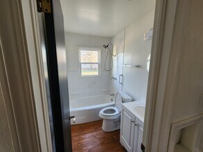 1017 S Holly Dr in Midwest City, OK - Building Photo - Building Photo