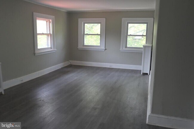 101 Main St in Riverton, NJ - Building Photo - Building Photo