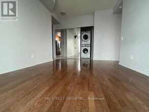 60 Byng Ave in Toronto, ON - Building Photo - Building Photo