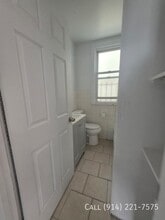 16 Sherwood Ave in Yonkers, NY - Foto de edificio - Building Photo