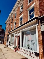 128 W Main St, Unit 2nd Floor in Mechanicsburg, PA - Building Photo