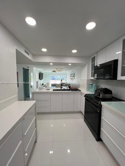6855 Abbott Ave in Miami Beach, FL - Building Photo - Building Photo