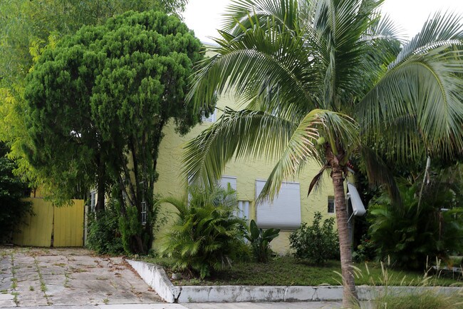 720 Park Pl in West Palm Beach, FL - Building Photo - Building Photo