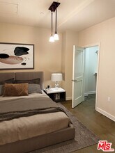 315 W 5th St in Los Angeles, CA - Building Photo - Building Photo