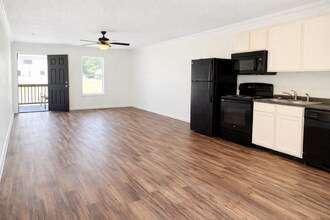 217 Claire St in Rossville, GA - Building Photo - Building Photo