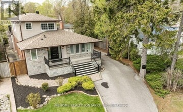 30 Morningside Ave in Toronto, ON - Building Photo - Building Photo