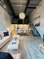 950 Broadway, Unit 10 in Chelsea, MA - Building Photo
