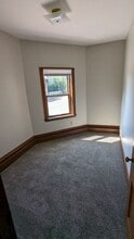 903 18th Ave in Moline, IL - Building Photo - Building Photo
