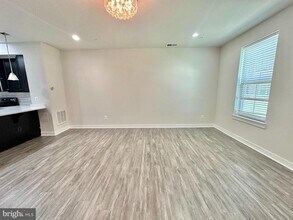 24706 Pantzlaff Farm Terrace in Dulles, VA - Building Photo - Building Photo