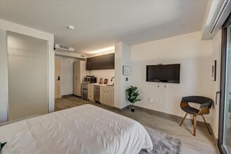 145 Leavenworth St in San Francisco, CA - Building Photo - Building Photo