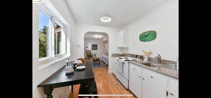 6657 Gunn Dr, Unit 6657 Gunn Dr in Oakland, CA - Building Photo - Building Photo