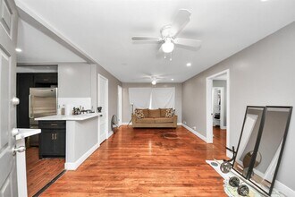 7309 Moline St in Houston, TX - Building Photo - Building Photo