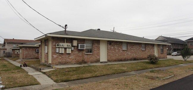 1228-1236 Lake Ave in Metairie, LA - Foto de edificio - Building Photo