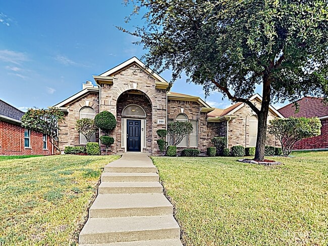 2109 Pecan Creek Dr in Mesquite, TX - Building Photo - Building Photo