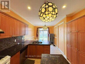 96 Morisot Ave in Vaughan, ON - Building Photo - Building Photo