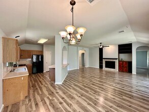6930 Auckland Dr in Austin, TX - Building Photo - Building Photo