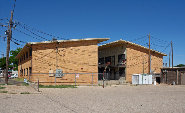 5005 Avenue W in Lubbock, TX - Foto de edificio - Building Photo