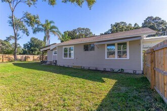 1571 S Myrtle Ave in Clearwater, FL - Building Photo - Building Photo