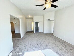 2111 N Los Altos Dr in Chandler, AZ - Building Photo - Building Photo
