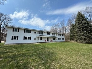Harrison House Apartments in Waupaca, WI - Foto de edificio - Interior Photo