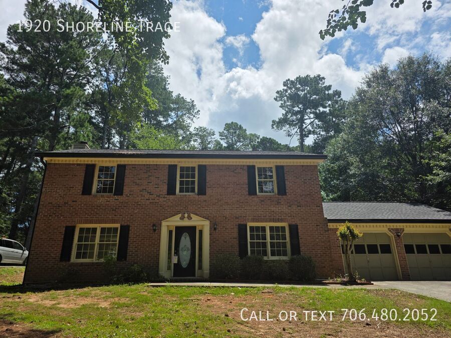 1920 Shoreline Trace SW in Grayson, GA - Building Photo