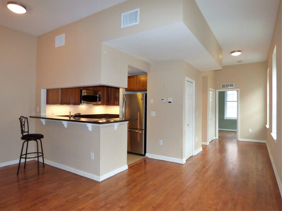 187 Wayne St in Jersey City, NJ - Building Photo
