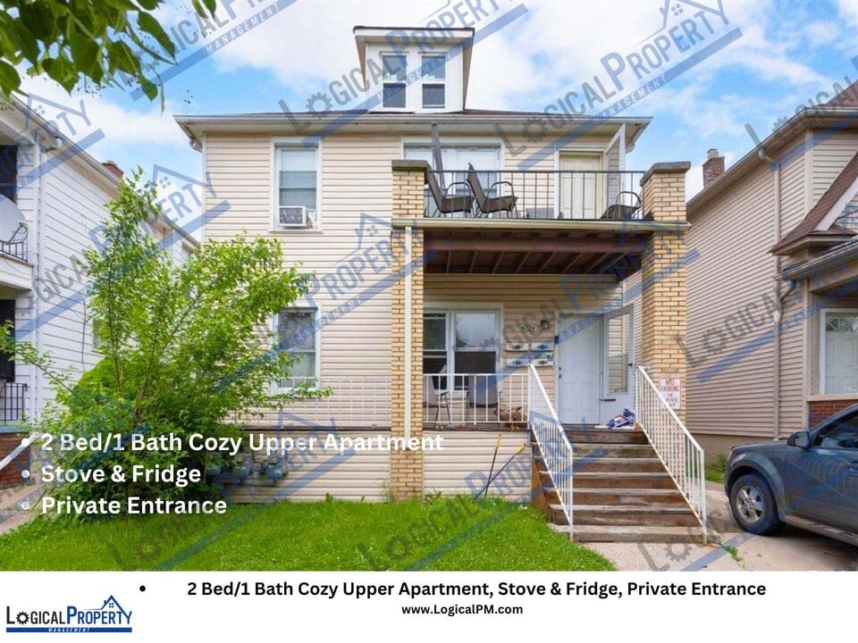 4224 Lois St in Dearborn, MI - Building Photo