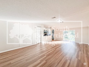 5638 Cherry Tree Dr in Lakeland, FL - Building Photo - Building Photo
