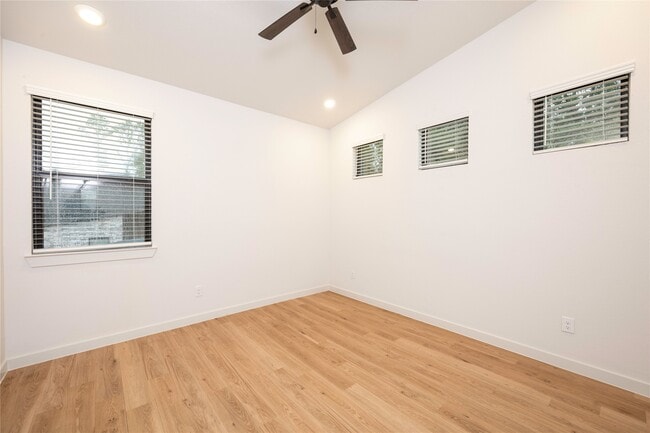 property at 2517 Appian Wy