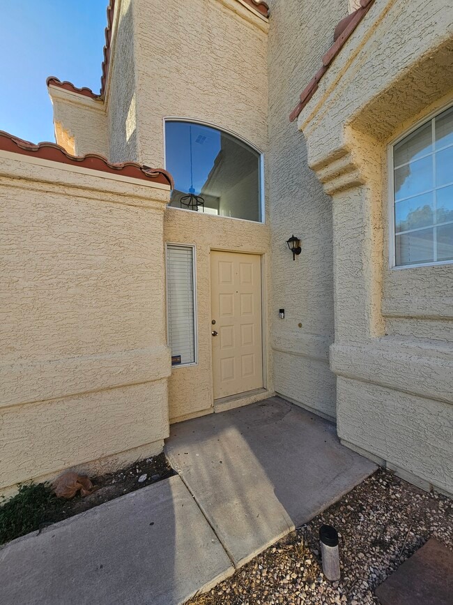 5814 Goodsprings Ct in Las Vegas, NV - Building Photo - Building Photo