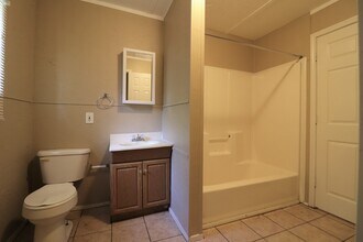 803 Penn St in Brownwood, TX - Building Photo - Building Photo