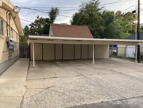 922 S Lake St, Unit 2 in Salt Lake City, UT - Building Photo - Building Photo