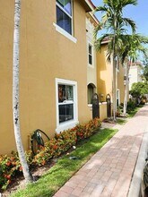 291 Lake Monterey Cir in Boynton Beach, FL - Building Photo - Building Photo