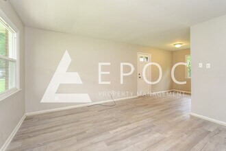 4114 Carnation Dr in Winston-Salem, NC - Building Photo - Building Photo