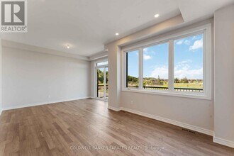 229 Squadron Cres in Ottawa, ON - Building Photo - Building Photo