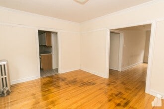 5208 N Damen Ave in Chicago, IL - Building Photo - Building Photo