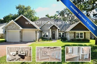 1438 E Shores Blvd in Gulf Breeze, FL - Building Photo