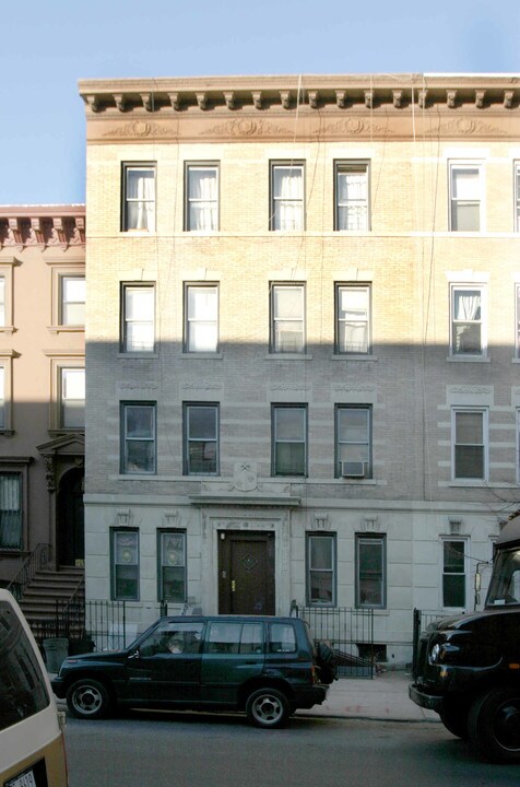 1353 Pacific St in Brooklyn, NY - Building Photo