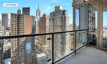101 W 24 St in New York, NY - Building Photo - Building Photo