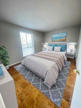 TOWNE CREST APARTMENTS in Gaithersburg, MD - Building Photo - Building Photo