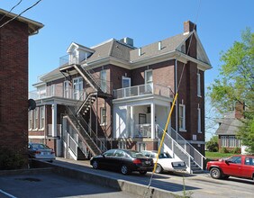 1733 W Clinch Ave in Knoxville, TN - Building Photo - Building Photo