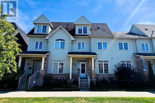 property at 117 Kenneth Hobbs Ave