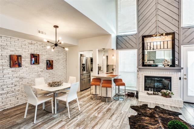 6014 E Mockingbird Ln in Dallas, TX - Building Photo