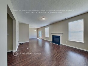 301 Cline Falls Dr in Holly Springs, NC - Building Photo - Building Photo