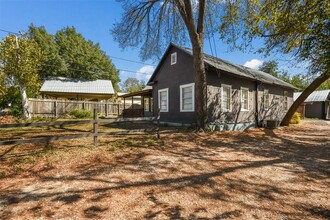 5707 Clay Ave in Austin, TX - Building Photo - Building Photo