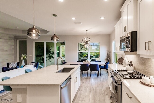 13523 Hideaway Preserve Ct in Ft. Myers, FL - Foto de edificio - Building Photo